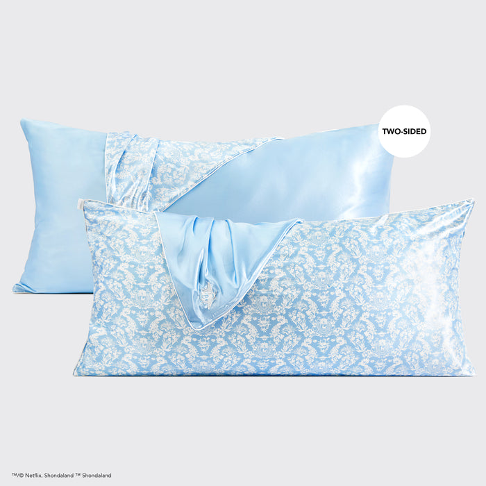 Kitsch x Bridgerton Satin King örngott - Toile De Blue