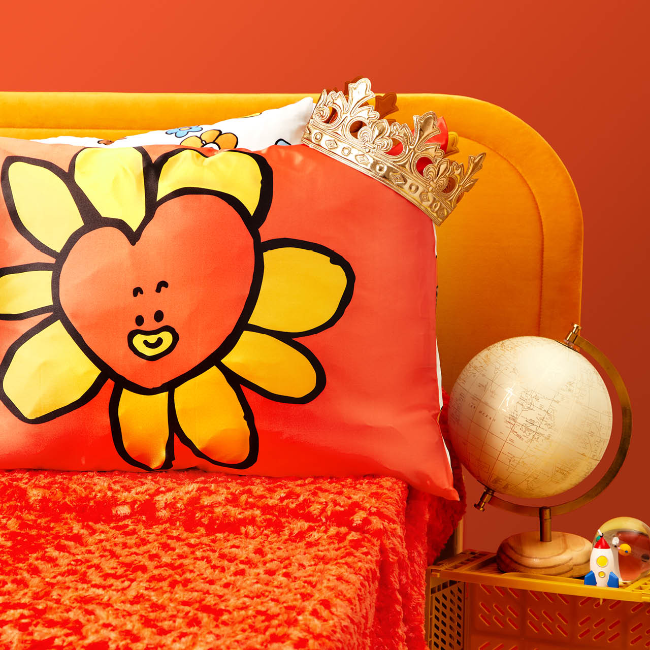 Kitsch x BT21 Taie d'oreiller en satin - TATA